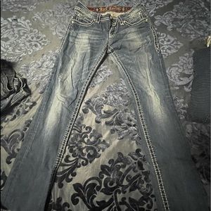 Rock revival Morgan straight